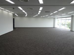 ステーションプラザ八尾南室内