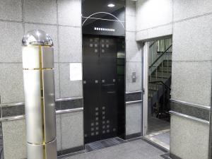 オーキッド中之島ビルエレベーター