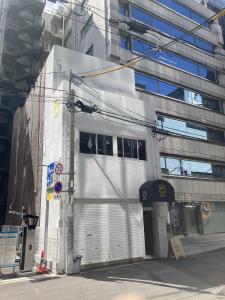 ８Ｒ　ＢＬＤ．７外観