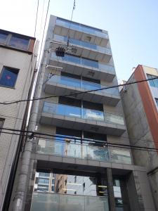 古久根信濃橋ビル外観