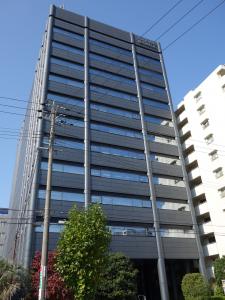 セントラル新大阪ビル外観