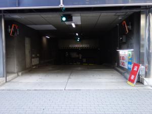 北阪急ビル立体駐車場