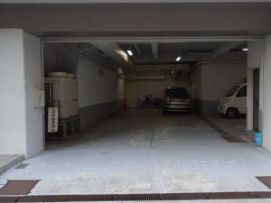 大阪堂島商品取引所ビル駐車場