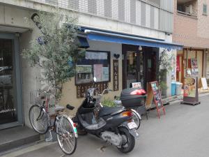 カーサ・ゼブラ土佐堀ビル１階店舗