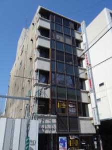 オカダウィーンビル外観