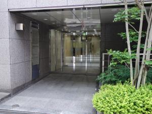 フレックス大手前ビルエントランス