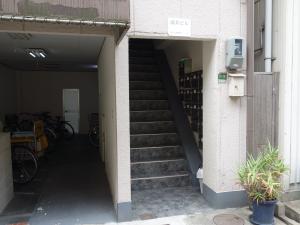 藤井ビルエントランス