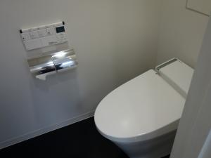 カドマルビル肥後橋南温水洗浄便座