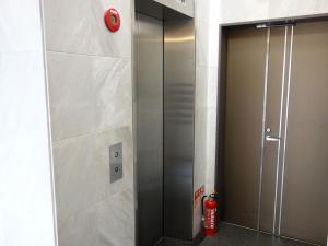 ルート北浜ビルエレベーター