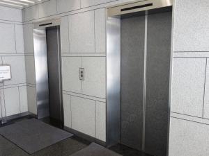 三井住友銀行立売堀ビルエレベーター