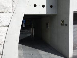 グランドシーズ心斎橋Ⅱエントランス