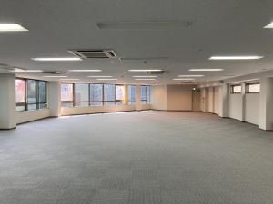 中央内本町ビル室内