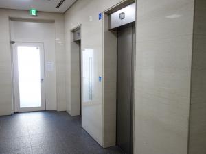 銀泉阿波座ビルエレベーター