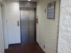 北白石ビル西館エレベーター