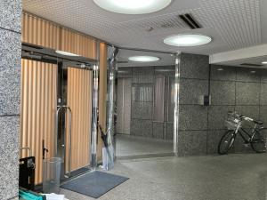 和光住建本社ビル　エントランス