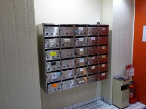 アルファ心斎橋ビル郵便ポスト