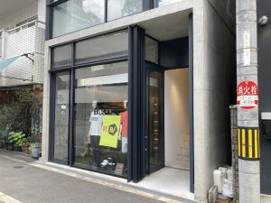 Ｒ　ｂｕｉｌｄｉｎｇ　ビル入口
