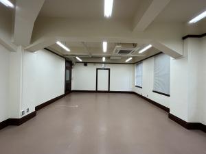 綿業会館本館ビル　テナントフロア