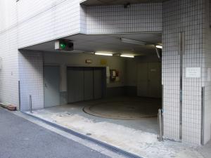 本町平成ビル立体駐車場