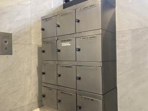 ホーコス伏見屋ビル　ポスト