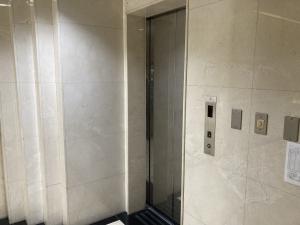 徳井町アリストビルエレベーター
