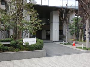 オーセンティック東船場ビルエントランス