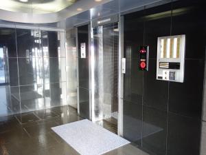 船場心斎橋ビルエレベーター