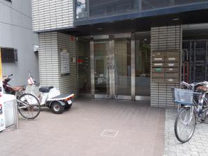 カワグチビルエントランス