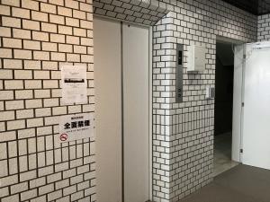 玉置ビルディング本館　1階エレベーター