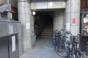 中津インタービルエントランス