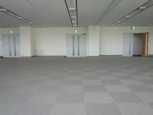 御堂筋グランドビル室内