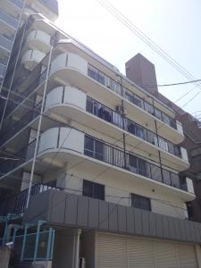 ウィンザーハイム難波外観