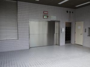 北浜野村ビル立体駐車場