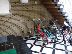 エステート心斎橋ビル駐輪スペース