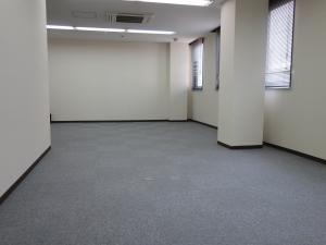 新大阪日新ビル室内
