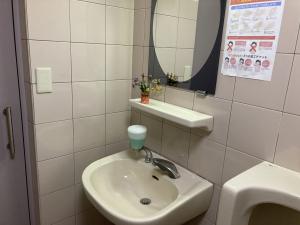 瓦町浪速ビル　トイレ