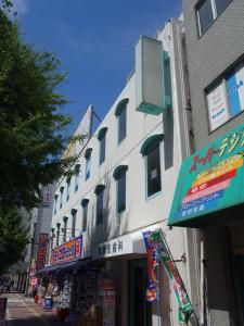 楓ビル外観