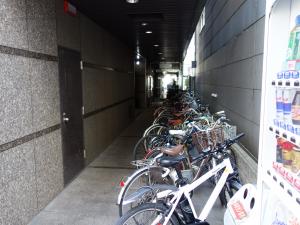 エムワイ江戸堀ビル駐輪スペース