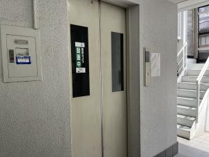 小川七条ビル　1階エレベーター