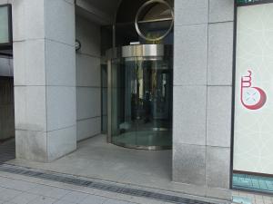 ＩＤビルエントランス