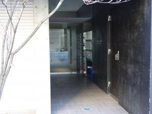 ロイヤルメゾン南船場ビルエントランス