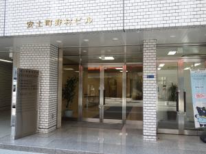 安土町野村ビルエントランス