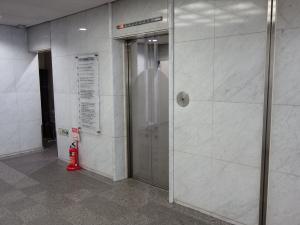 本町平成ビルエレベーター