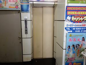 野崎ビルエレベーター