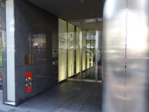 ＫＤＸ東梅田ビルエントランス