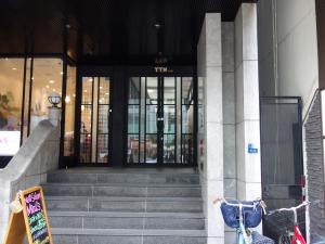 ＴＴＮ堺筋本町ビルエントランス