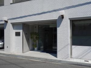 モチケンビルエントランス