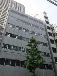 タイムスビル外観