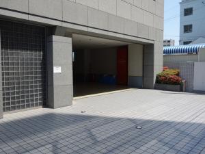 カミビル駐車場