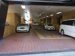 郵政福祉内本町ビル駐車場
